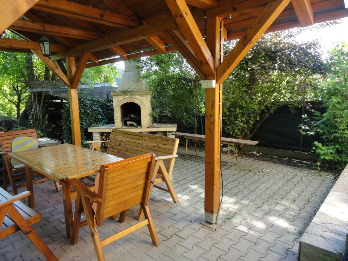 Privat Cerenica Apartment Belusa Exterior photo